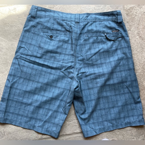 Quick Silver Men’s Shorts/Swim Shorts Size 32 - Picture 2 of 6